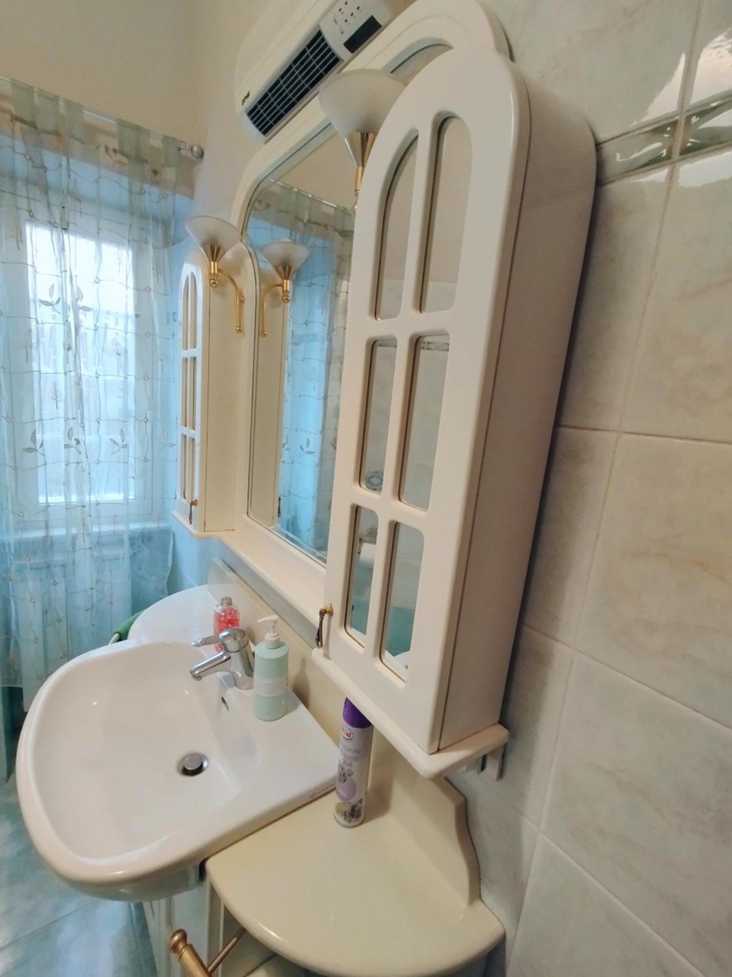 Dentro Apartment Rom